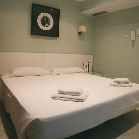 Liebeshotel Miami Adults Only *